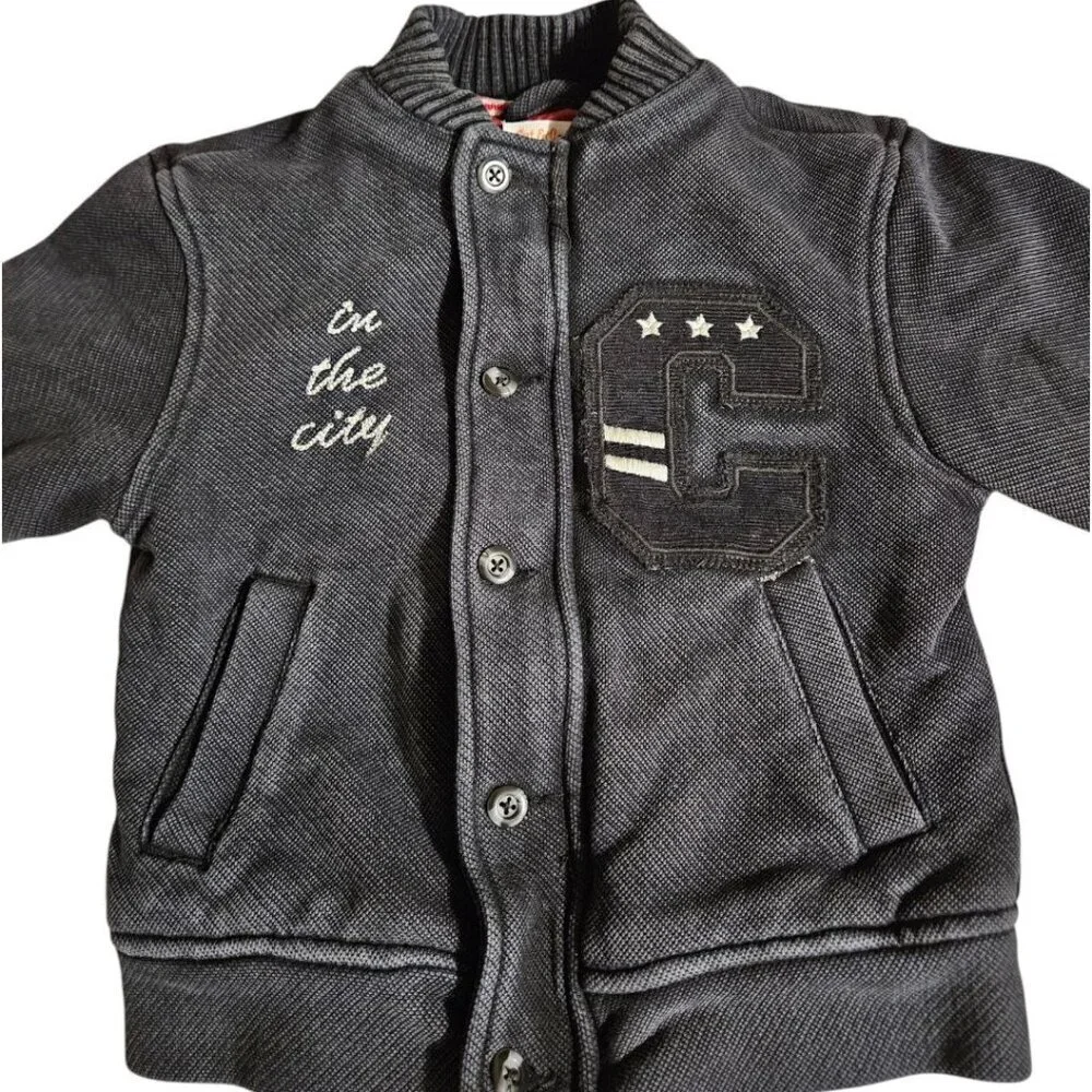 Cat&Jack Boys Black Cool Letterman Distressed Bomber Jacket SZ XS 4/5 Streetwear - Picture 2 of 12